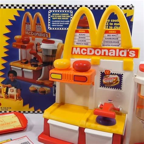 The four-in-one McDonald's theme building block toy of SEMBO Street View, 1729 pieces of bricks and 8 minifigures. . Mcdonalds toy set
